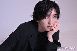 なにわ男子・道枝駿佑「もう一目惚れ」話題の“プラチナブロンドヘア”で挑んだ王子役 撮影中欠かさなかったケアとは【「うるわしの宵の月」インタビュー前編】 画像