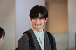 「南田南弁護士は天才肌」初回、湊人（高橋文哉）のビジュアルに注目集まる「ウ・ヨンウのジュノそっくり」「再現度が高い」