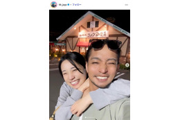「あいの里」隼平＆おかよカップル、バースデー2ショット公開に反響「幸せが伝わってくる」「最高の彼氏彼女」の声 画像
