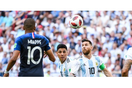 W杯のボール、フランス対アルゼンチン戦から変わったって気づいた？ 画像