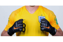 GKってW杯にGKグローブをいくつ持っていくの？代表GKが教えてくれた 画像