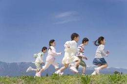 38歳、前夫に貯蓄を取られ。4人の子どもの教育費は？ 画像