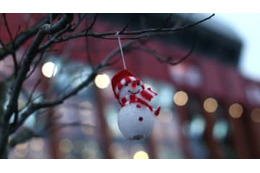 いいね！雪かきに集まったサッカーファン、バイト代を貰わず寄付する 画像