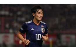 これが日本代表の10番！中島翔哉、豪雨でもこんなリフティングをやる 画像