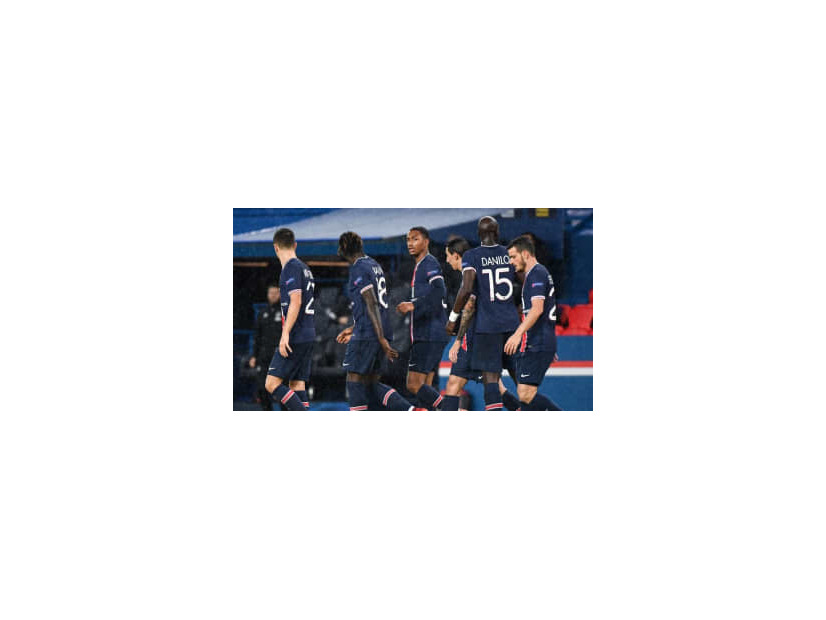 PSG、まさかの逆転負け…監督も批判した「PK献上シーン」があまりに酷い
