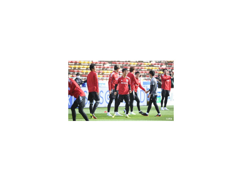 日本代表 vs U-24日本代表！ トップ選手たちの「鳥かご練習」を比べて見る