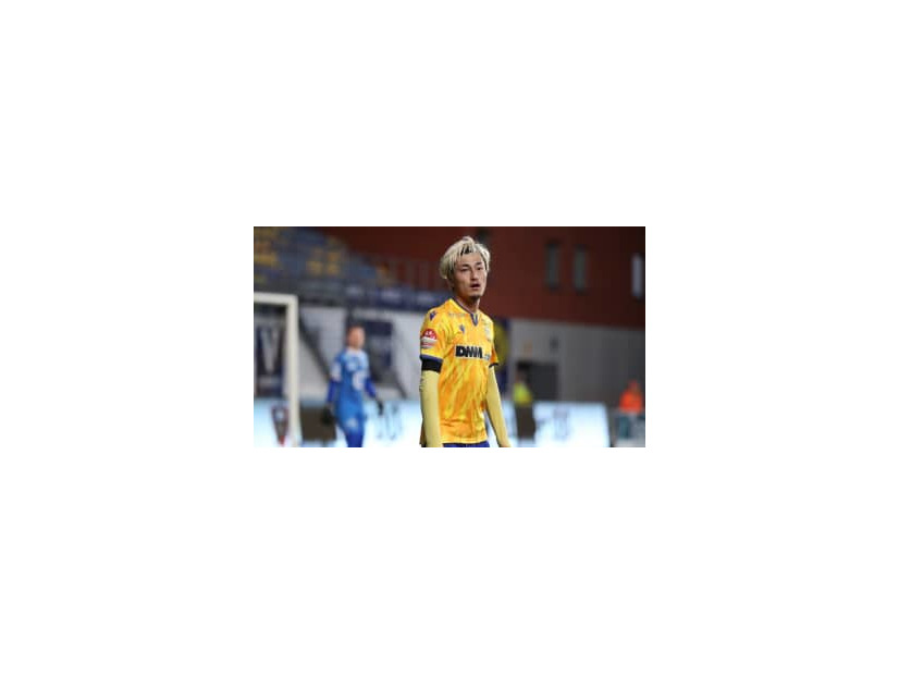 鈴木優磨、伊東純也の前でPK失敗…キッカー争奪で味方とバトルも