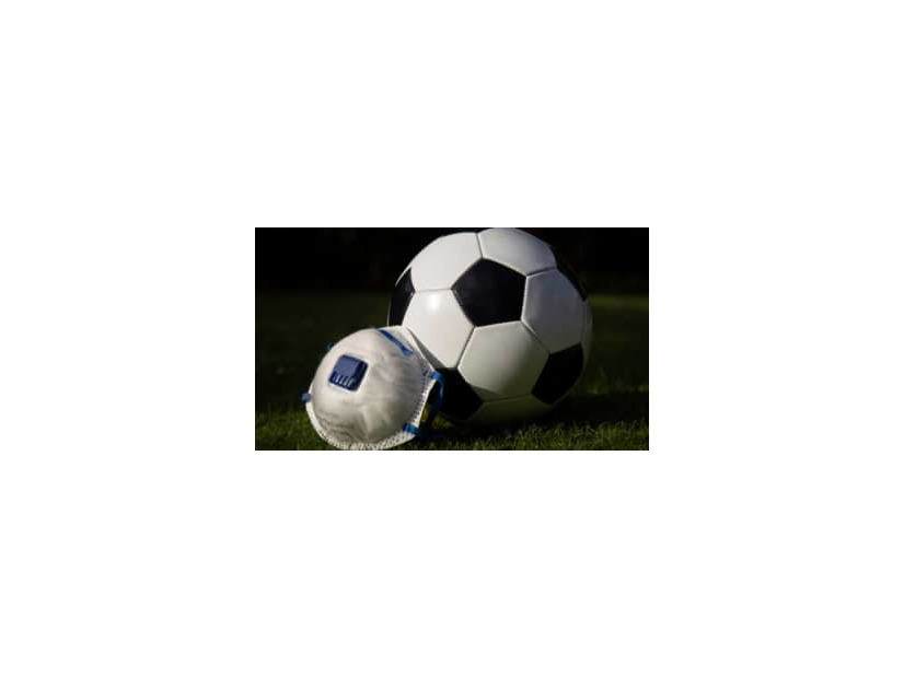 コロナ感染続出のプロサッカーチーム、なんと7人で試合を戦う！衝撃の結果に…