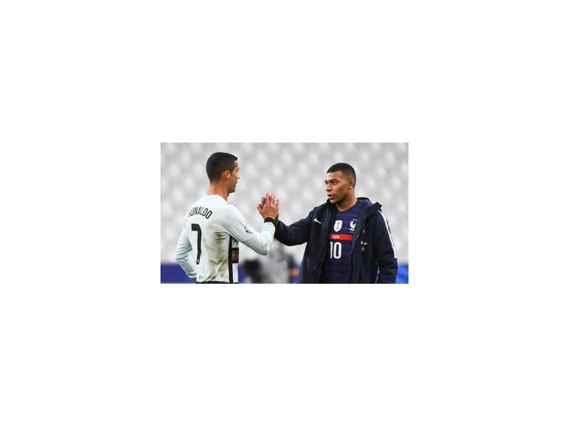 PSG、もしエムバペ退団なら「本気でロナウド獲得」行く