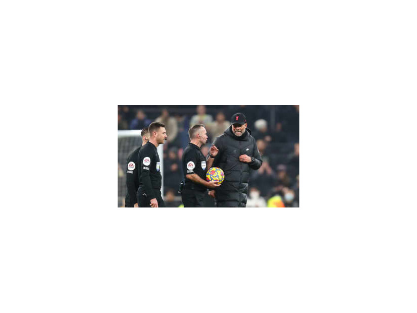 「あんたはサッカー素人」 クロップ監督、スパーズ戦の主審に怒り心頭