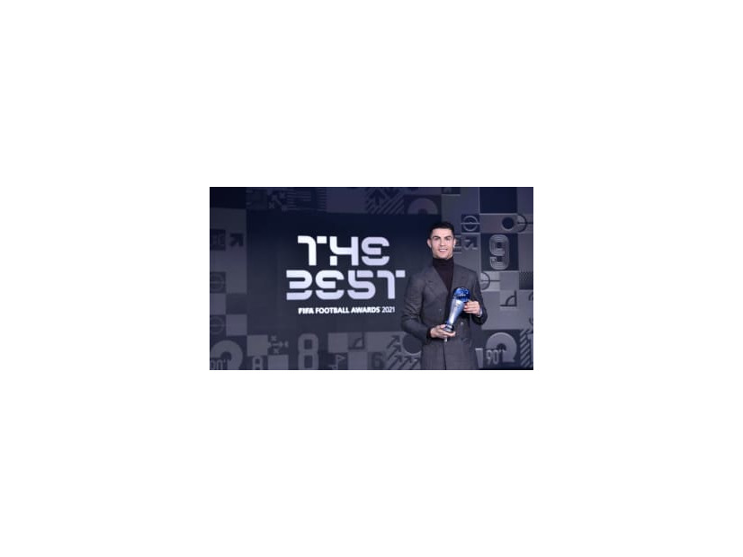 メッシ、ロナウド、吉田麻也は誰に投票した！「The Best」の投票結果が判明する