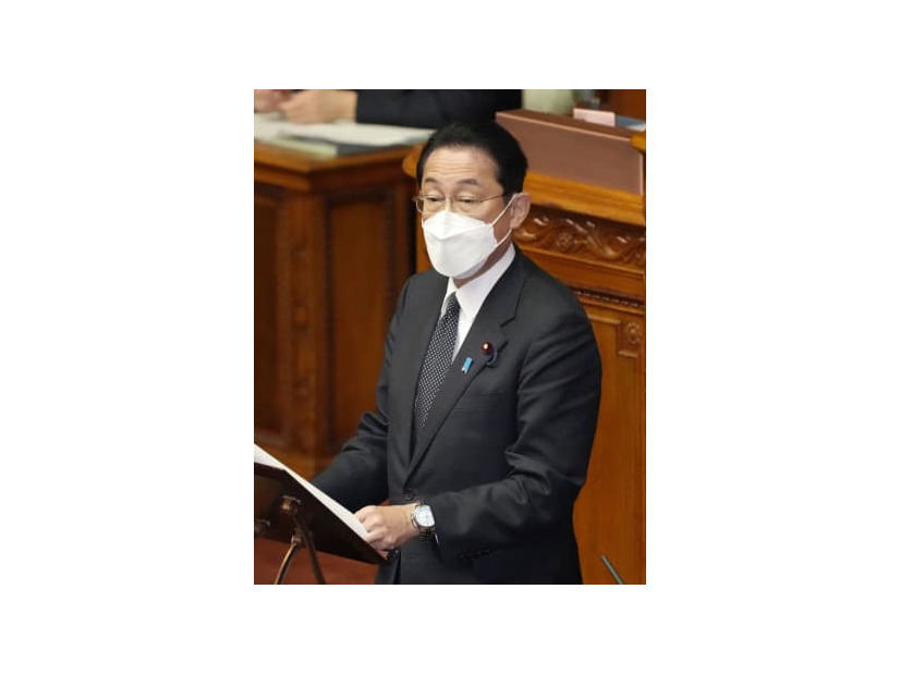 参院本会議の代表質問で答弁する岸田首相＝21日午前