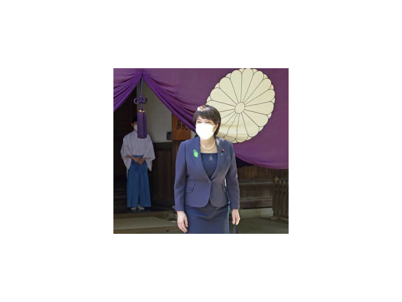 昨年4月、春季例大祭に合わせ靖国神社を参拝した高市前総務相＝東京・九段北