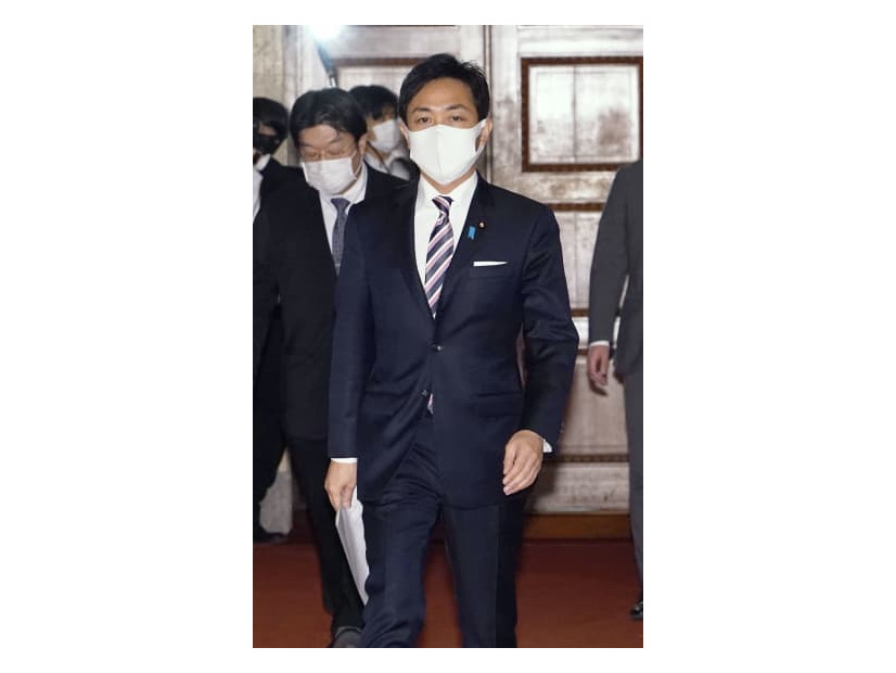 自民党、公明党との3党党首会談に臨む国民民主党の玉木代表＝4日午後、国会