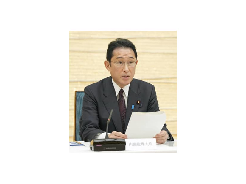 政府与党連絡会議であいさつする岸田首相＝15日午後、首相官邸