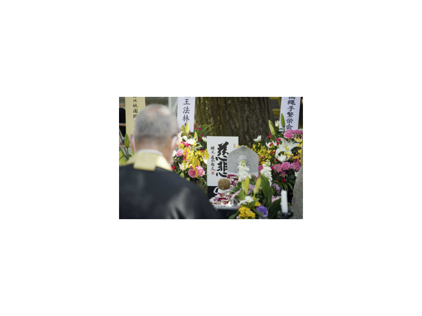 暴走事故から10年となり、営まれた法要＝12日午前、京都市左京区