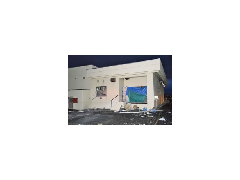 2015年9月、爆発があった青森県黒石市立六郷小学校の調理室付近