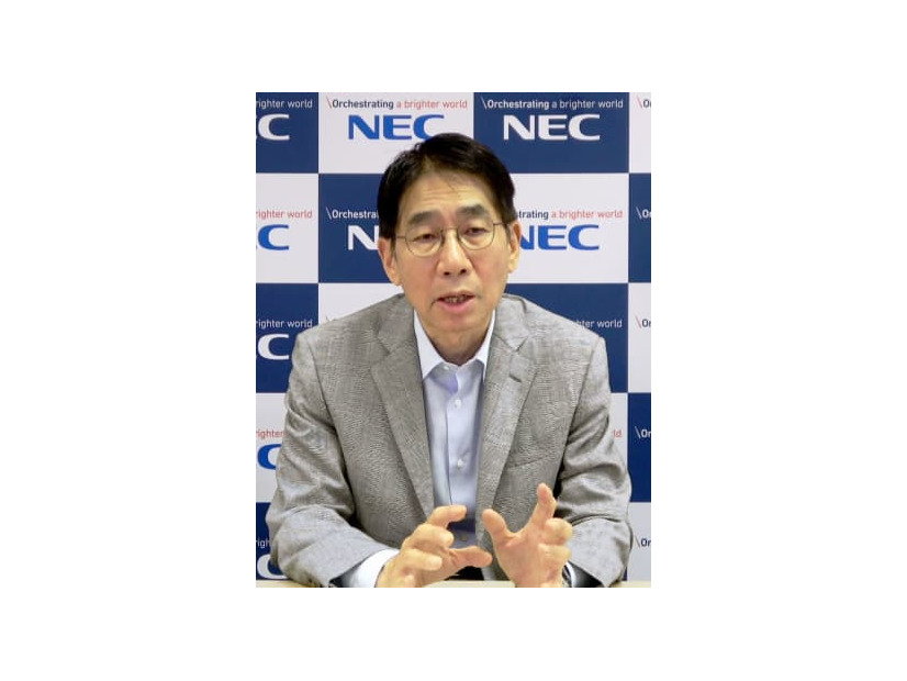 共同通信などのインタビューに応じるNECの森田隆之社長
