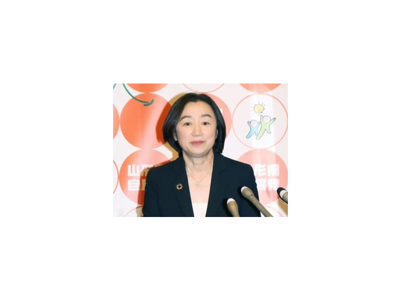 29日、参院選山形選挙区から自民党公認で出馬表明した大内理加氏＝山形市