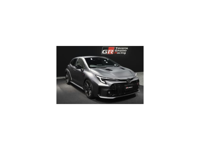 トヨタ自動車が発売する「GRカローラ」の2人乗りモデル「モリゾウエディション」の試作車