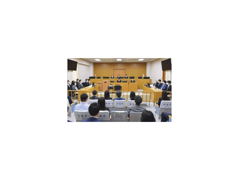 大規模土石流を巡る損害賠償請求訴訟の第1回口頭弁論＝5月18日午前、静岡地裁沼津支部（代表撮影）