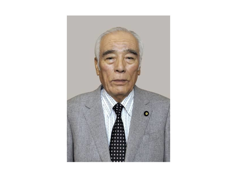 石井一氏