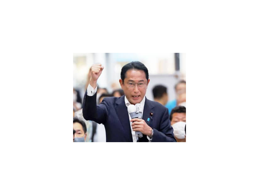 長崎市で街頭演説する自民党総裁の岸田首相＝5日午後