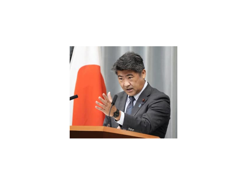 記者会見する木原官房副長官＝1日午前、首相官邸