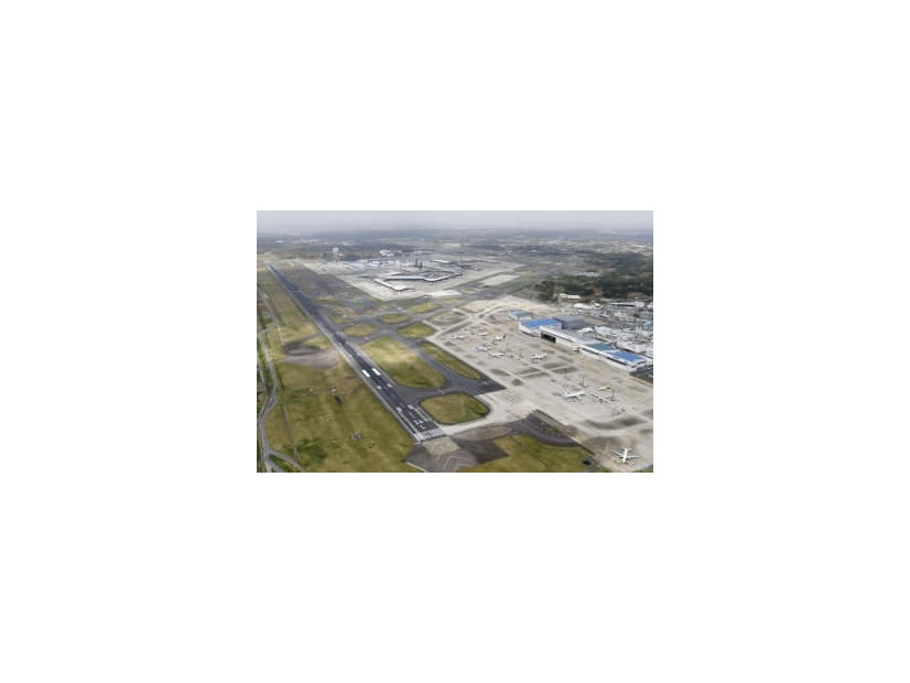 成田空港＝2018年4月