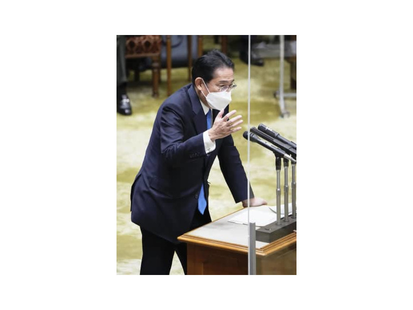 参院予算委で答弁する岸田首相＝20日午前
