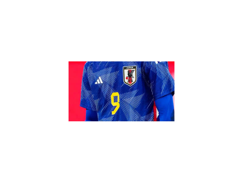 日本代表、カタールW杯の背番号を発表！三笘薫が“あのジャイキリ時”と同じ「9番」に