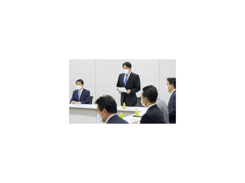 国家安全保障戦略など3文書改定に向けた会合で、あいさつする自民党の小野寺五典安保調査会長＝9日午後、国会