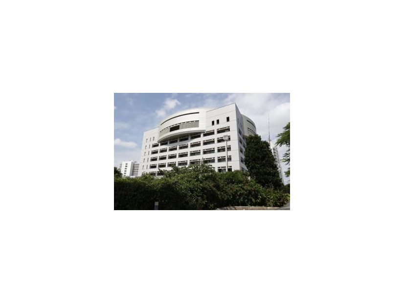 沖縄県警本部＝2020年、那覇市