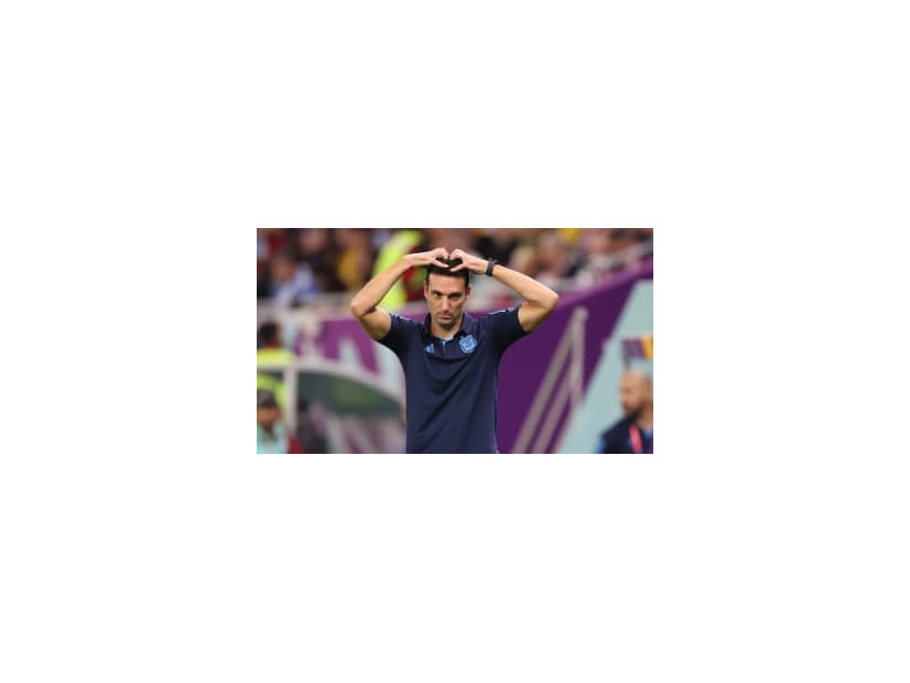 W杯日本代表と勘違い！アルゼンチン監督がやらかす 「なんてミスだ…」と反省