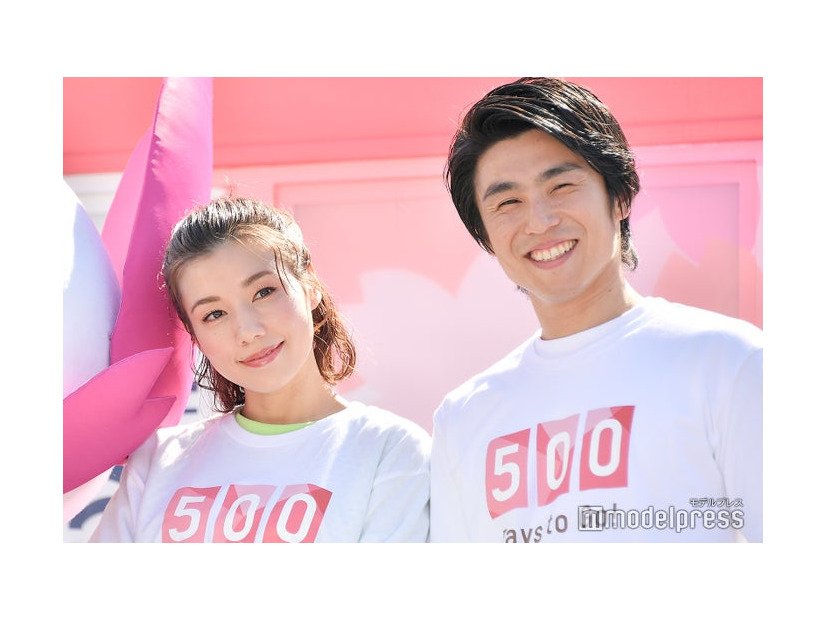 仲里依紗、中尾明慶（C）モデルプレス