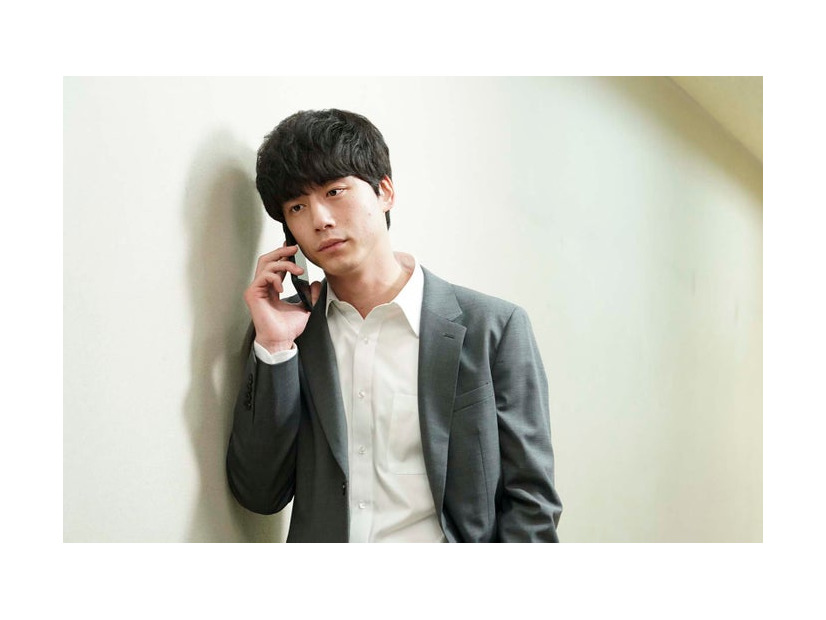 坂口健太郎「CODE―願いの代償―」第1話より（C）読売テレビ・日本テレビ