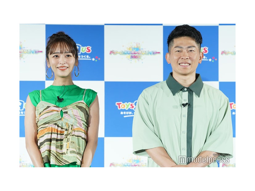 発表会に出席した近藤千尋、太田博久（C）モデルプレス