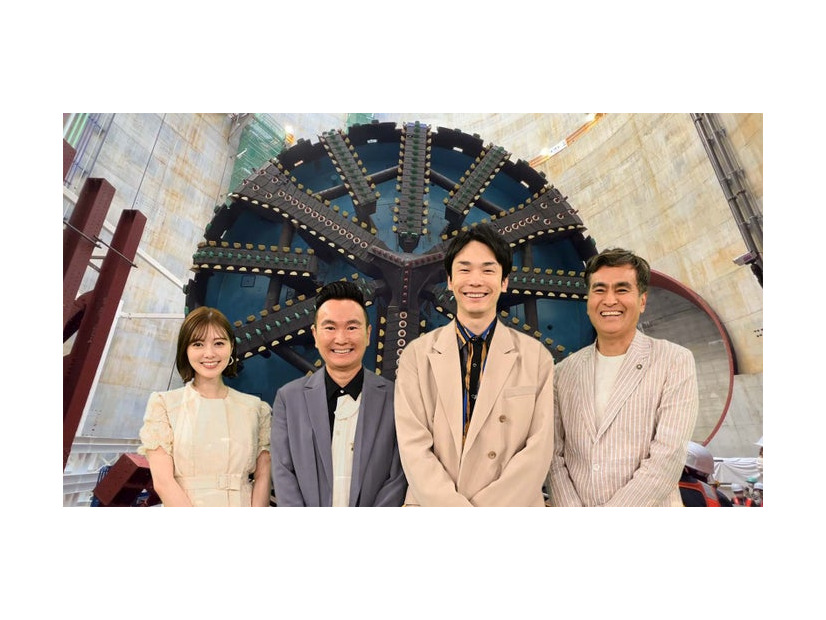 白石麻衣、山内健司、濱家隆一、石原良純（C）テレビ朝日