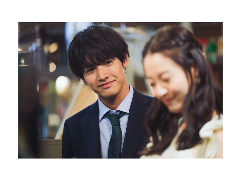 赤楚衛二、田辺桃子「こっち向いてよ向井くん」第1話より（C）日本テレビ