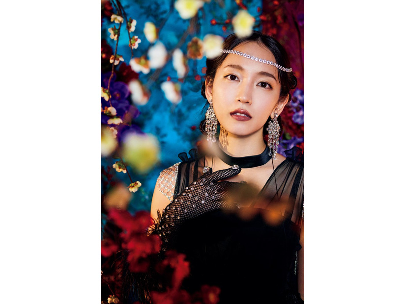 吉岡里帆／撮影：蜷川実花（LUCKY STAR）