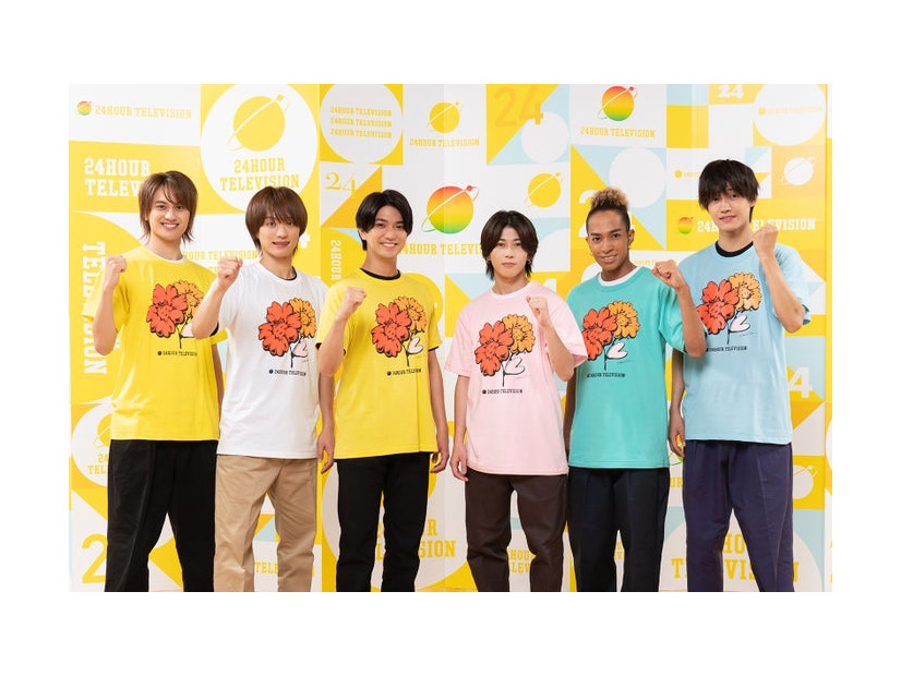 Aぇ! group（小島健、福本大晴、正門良規、末澤誠也、草間リチャード敬太、佐野晶哉）（C）読売テレビ