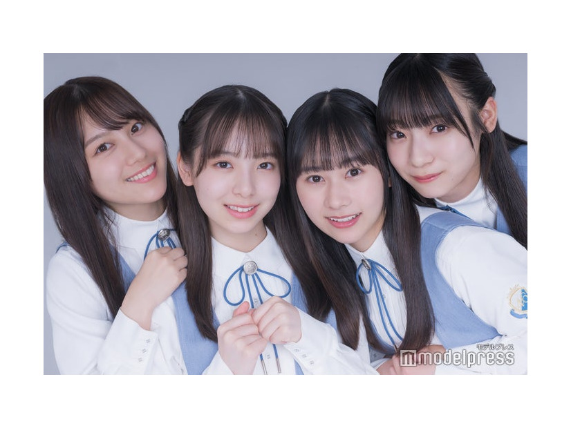 モデルプレスのインタビューに応じた日向坂46／（左から）平岡海月、渡辺莉奈、石塚瑶季、宮地すみれ（C）モデルプレス