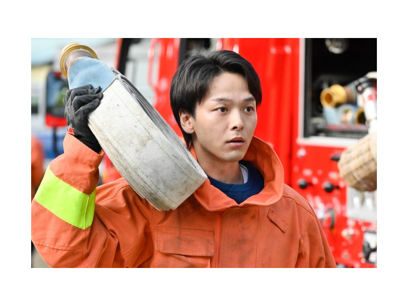 中村倫也「ハヤブサ消防団」第3話より（C）テレビ朝日