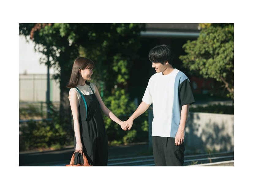 生田絵梨花、赤楚衛二「こっち向いてよ向井くん」第6話より（C）日本テレビ