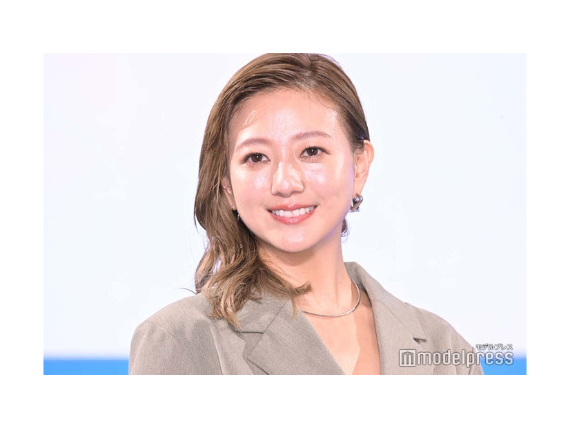 イベントに登壇した伊藤千晃（C）モデルプレス
