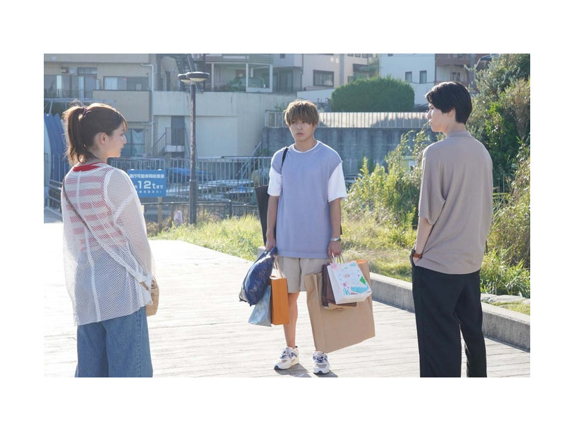 吉川愛、白濱亜嵐、萩原利久「真夏のシンデレラ」第8話より（C）フジテレビ