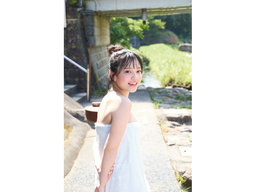 鈴原すず／撮影：Takeo