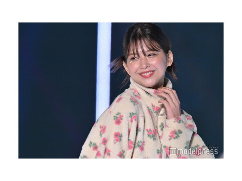 渡邉理佐（C）モデルプレス