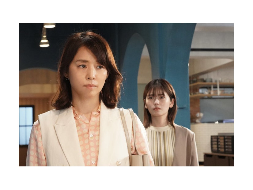 石田ゆり子、小芝風花「転職の魔王様」第9話より（C）カンテレ