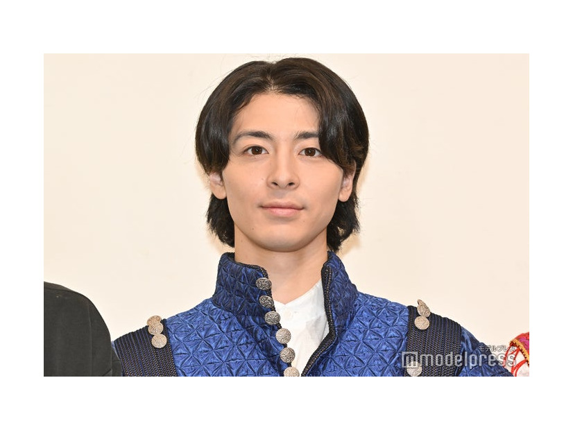 舞台「ロミオとジュリエット」開幕直前囲み取材に出席した高杉真宙（C）モデルプレス